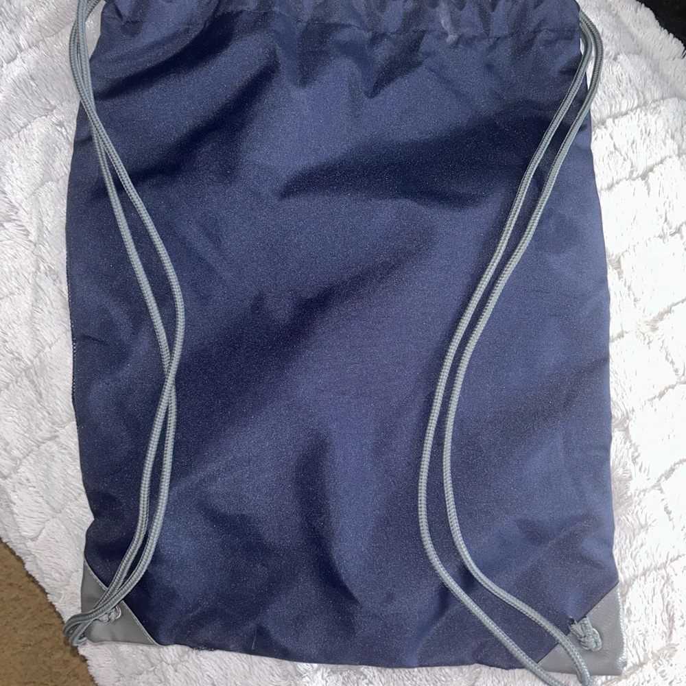 F45 Navy Drawstring Bag - Picture 2 of 2